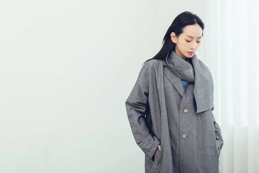 保護色 兩穿圍巾風衣外套(黑/灰) Organic Cotton & Recycle