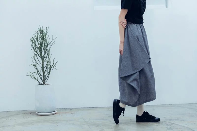 Mirror-image asymmetrical double-sided skirt (grey/black) Organic Cotton & Recycle