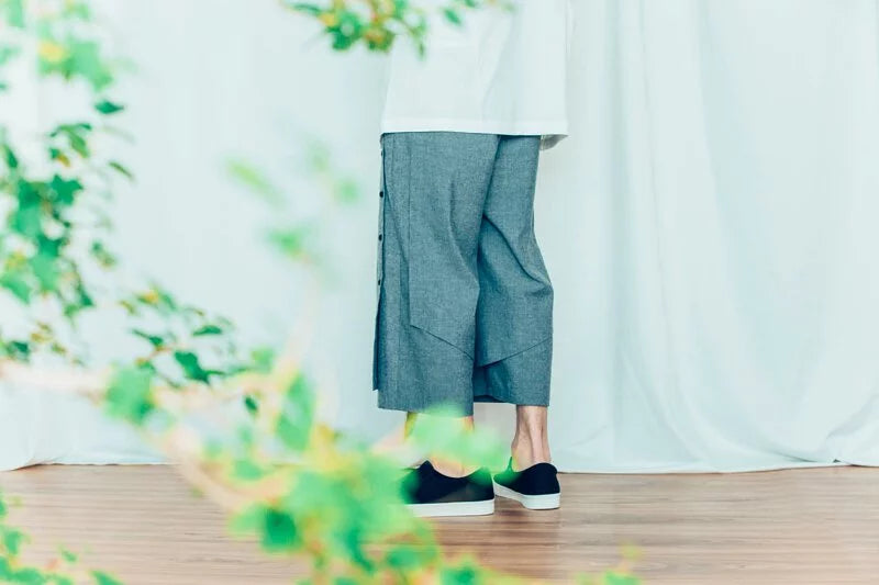 Amoeba Button-Down Pants (Black/Grey) Organic Cotton & Recycle