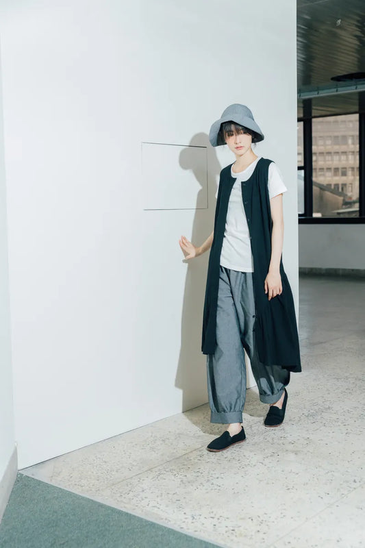 森風プリーツロングベスト（ブラック/ホワイト）オーガニックコットン