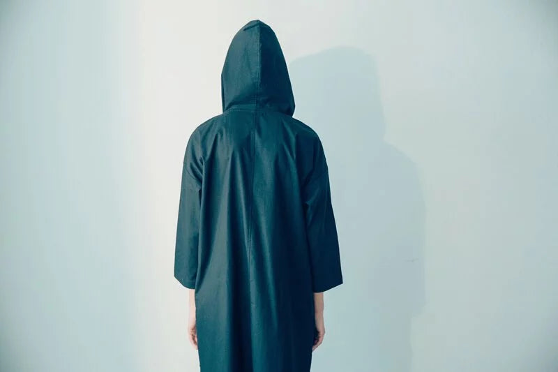 トラベラーズトレンチコート（ブラック/グレー）オーガニックコットン＆リサイクル