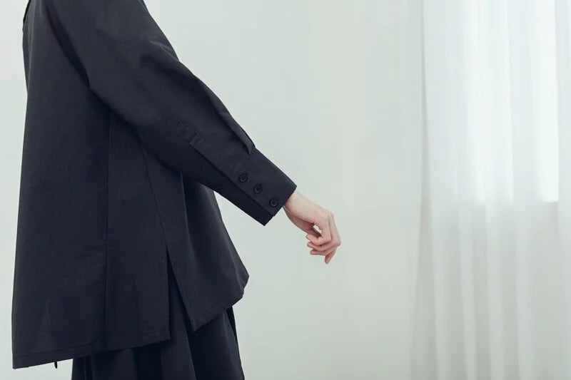 Fold-front long-sleeved top (black/grey) Organic Cotton & Recycle