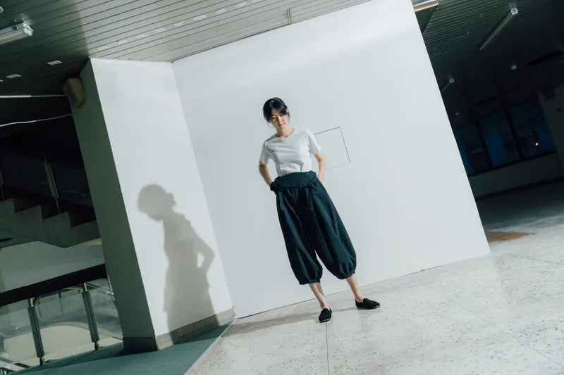 Flowing Light Jumpsuit Pantyhose (Black/Grey) Organic Cotton & Recycle