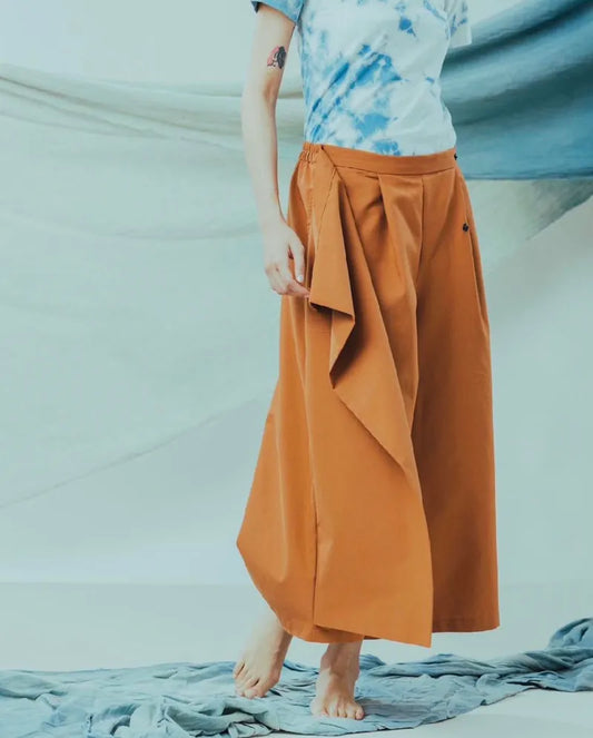 Boundless Dimensions シングルピース 斜めボタンスカート (ブラック/グレー/ブラウン) オーガニックコットン&amp;リサイクル