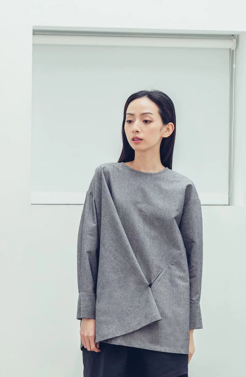 Fold-front long-sleeved top (black/grey) Organic Cotton & Recycle